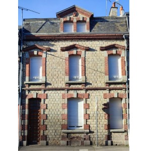 Maison de ville avec jardin à Flers